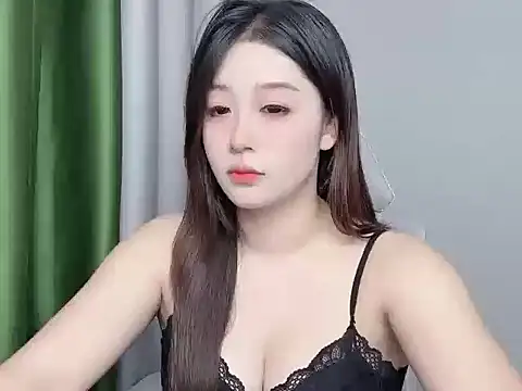 nini200710 live cam on StripChat
