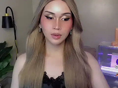AlodiaOfCums webcam