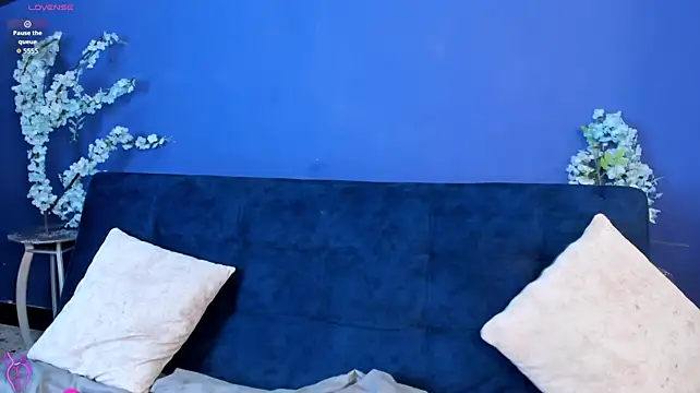 charlottewhitte webcam