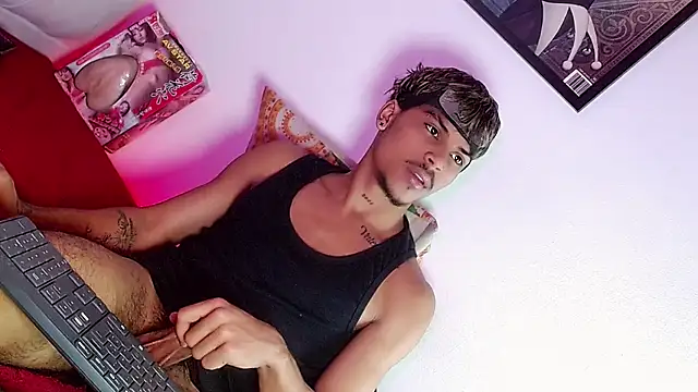 angel_foxc13 (M twink) - Happy happy Angel..!!😍