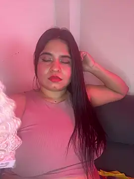 LUNA_DULCE1 live cam on StripChat