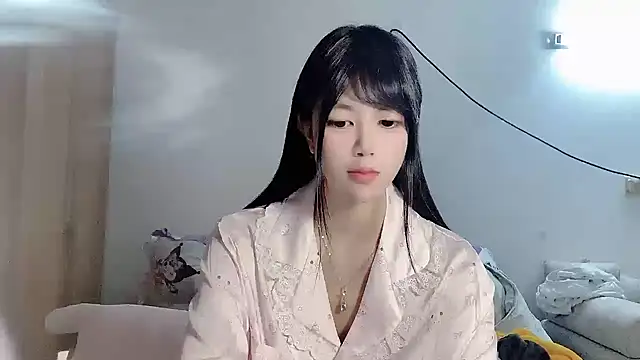 lubaobao777 live cam on StripChat