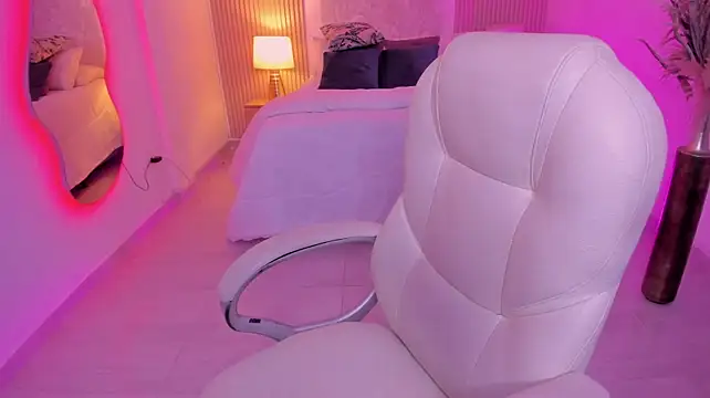 ANGIE-SMITH webcam