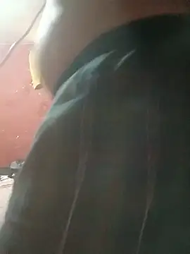 Comandante7 live cam on StripChat