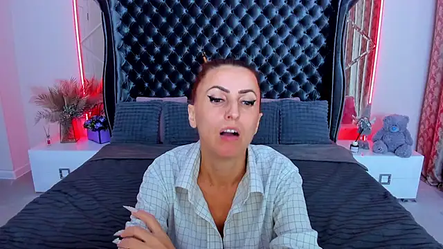 Rebecca_Diamond webcam