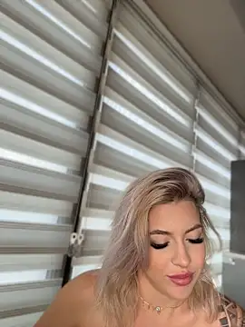 IveySin webcam