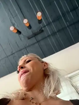 IveySin live cam preview