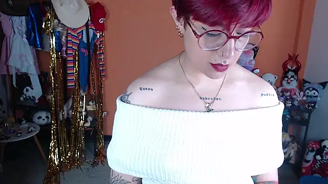 MissMiia2 live cam on StripChat