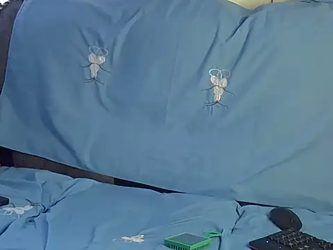 Petite_Ebony10