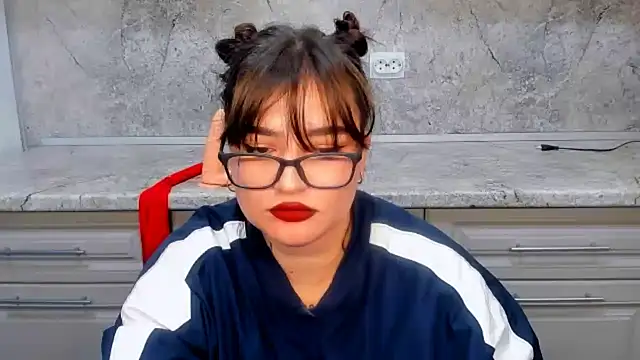 NikkiSummer webcam