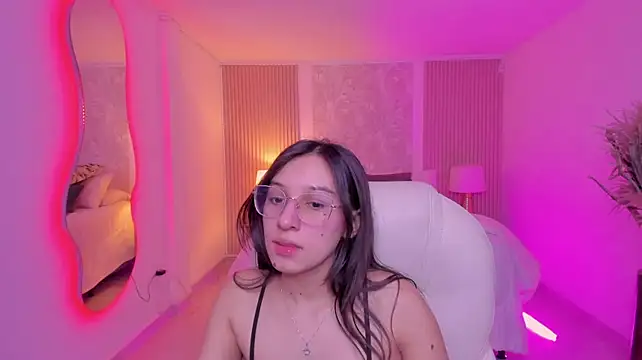ANGIE-SMITH webcam