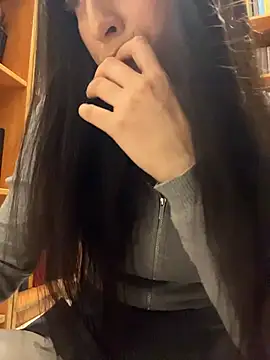 Holly_Play