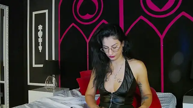 Areina live cam on StripChat