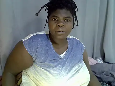 ebony_bbw254 webcam