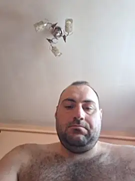 StrictBobby webcam