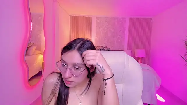 ANGIE-SMITH webcam