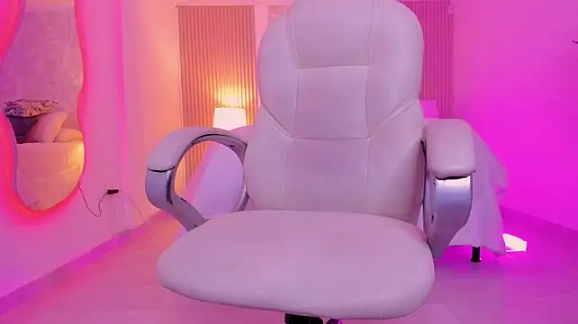 ANGIE-SMITH webcam
