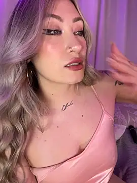 Lally_Valencia__ webcam