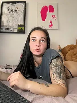 Baby_Eva23 webcam