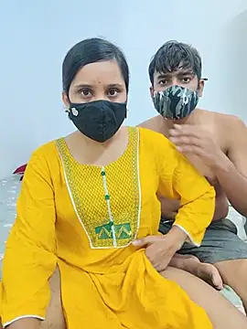 Your___Riya webcam