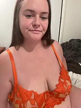 carinabro10 webcam