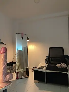 Viictoria-Jones webcam