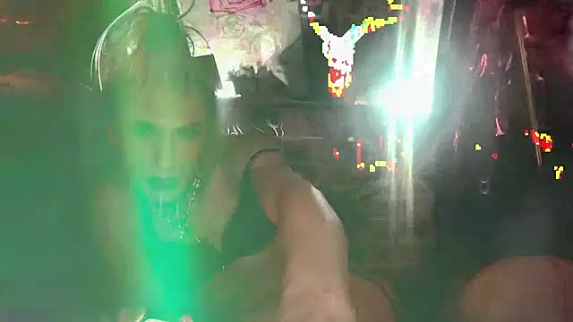 TgirlBrat webcam