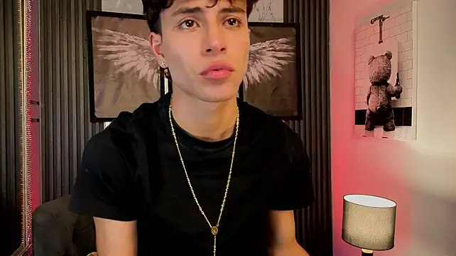 Michaell_Peters live cam on StripChat