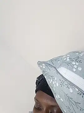 naughty_sweetbec webcam