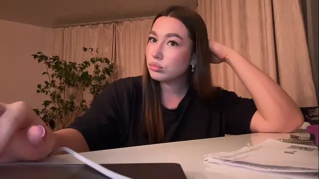 WrongRoyal webcam