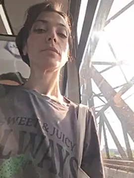 Wild_Witch webcam