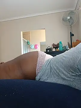 curvybigAssxx webcam