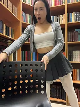 Holly_Play webcam