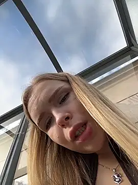 Liza_risky webcam