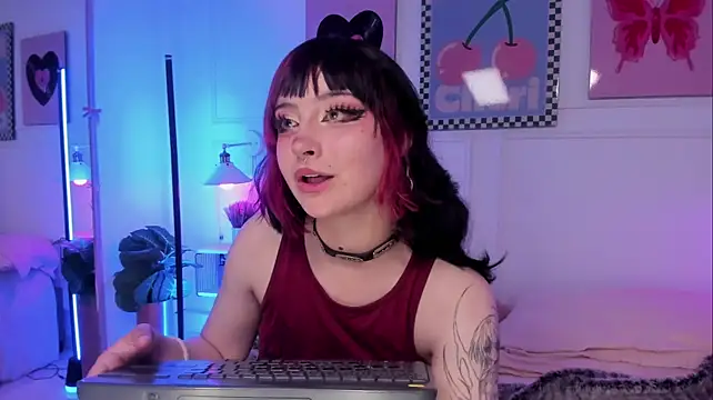 Zoe_Lynch_ webcam