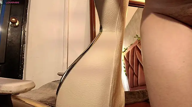 Nixie_Velvet webcam