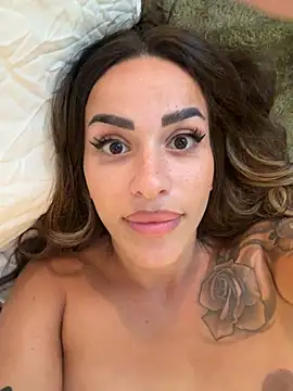 -Alisa live cam on StripChat