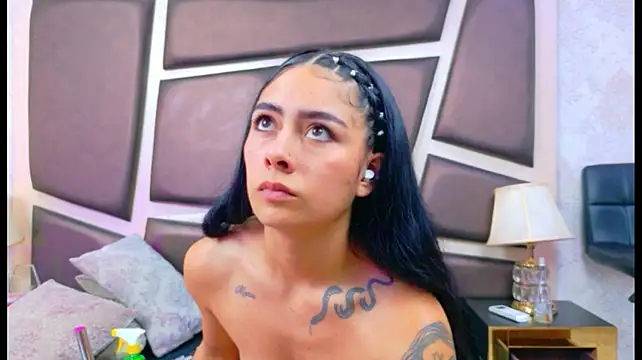 NicoleEsposito webcam