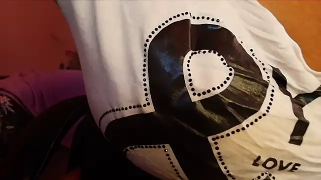 Urhorny_preggo