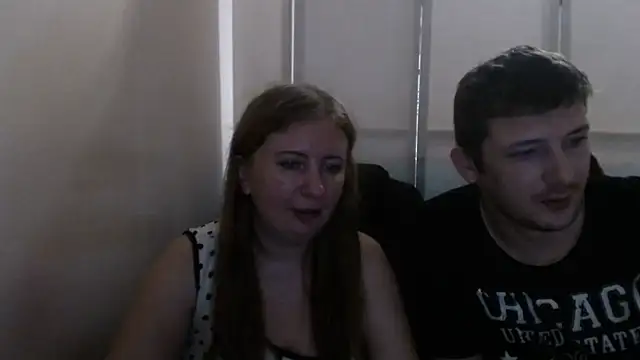 PeterAndJen live cam on StripChat
