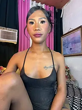 Tarah_victoria_collins live cam on StripChat