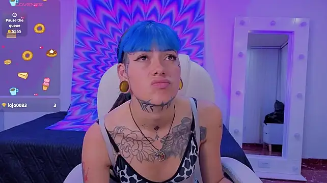 _sharlotte777 webcam