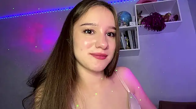 DonetteAlaya webcam