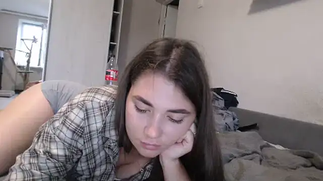 delightful_sofi webcam
