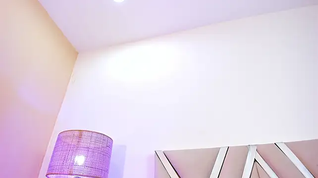 Helenn_monroy1 live cam on StripChat