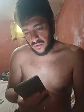 Comandante7 live cam on StripChat