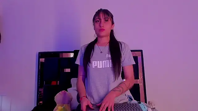 Princesstiny live cam on StripChat