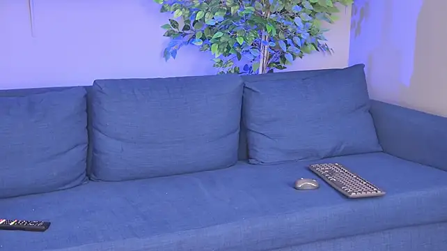 NewLuxxy webcam