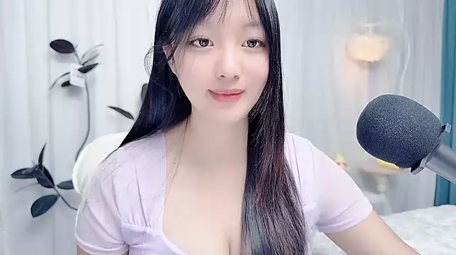 Winnie666999 webcam