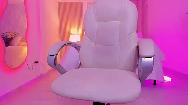 ANGIE-SMITH webcam